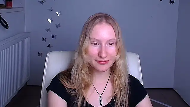 Elizabeth Kissa online show from 13, 9, 2025