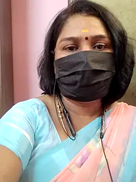 Snapshot of Tamil_Azhaghi25 chatting on 27, 6, 2026 Tamil Azhaghi25 online show from 27, 6, 2026