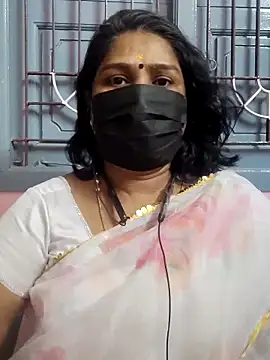 Snapshot of Tamil_Azhaghi25 chatting on 21, 6, 2026 Tamil Azhaghi25 online show from 21, 6, 2026