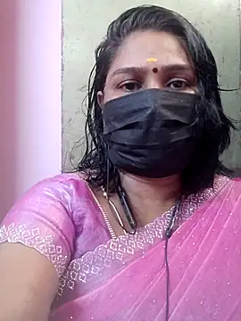 Snapshot of Tamil_Azhaghi25 chatting on 23, 6, 2026 Tamil Azhaghi25 online show from 23, 6, 2026
