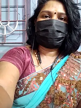 Snapshot of Tamil_Azhaghi25 chatting on 19, 6, 2026 Tamil Azhaghi25 online show from 19, 6, 2026