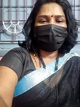 Snapshot of Tamil_Azhaghi25 chatting on 17, 6, 2026 Tamil Azhaghi25 online show from 17, 6, 2026
