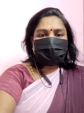 Snapshot of Tamil_Azhaghi25 chatting on 9, 6, 2026 Tamil Azhaghi25 online show from 9, 6, 2026