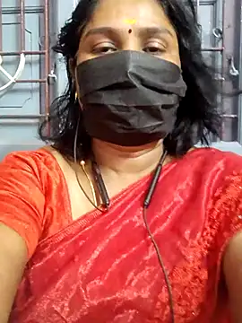 Snapshot of Tamil_Azhaghi25 chatting on 19, 5, 2026 Tamil Azhaghi25 online show from 19, 5, 2026