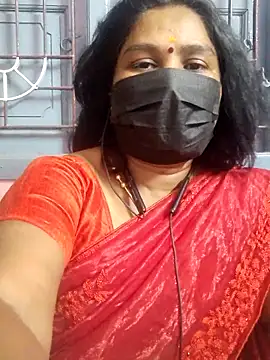 Snapshot of Tamil_Azhaghi25 chatting on 10, 6, 2026 Tamil Azhaghi25 online show from 10, 6, 2026