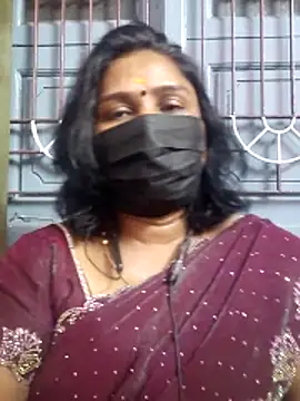 Snapshot of Tamil_Azhaghi25 chatting on 16, 6, 2026 Tamil Azhaghi25 online show from 16, 6, 2026
