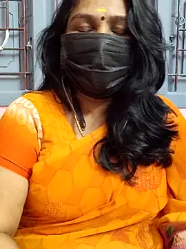 Snapshot of Tamil_Azhaghi25 chatting on 27, 11, 2025 Tamil Azhaghi25 online show from 27, 11, 2025