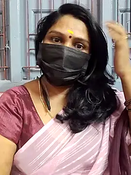 Snapshot of Tamil_Azhaghi25 chatting on 11, 11, 2025 Tamil Azhaghi25 online show from 11, 11, 2025