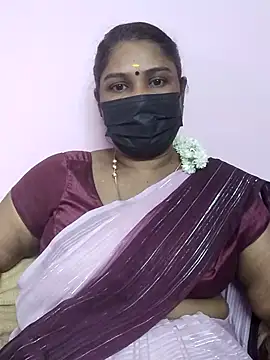 Snapshot of Tamil_Azhaghi25 chatting on 27, 10, 2025 Tamil Azhaghi25 online show from 27, 10, 2025