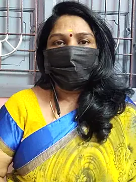 Snapshot of Tamil_Azhaghi25 chatting on 9, 11, 2025 Tamil Azhaghi25 online show from 9, 11, 2025