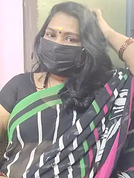 Snapshot of Tamil_Azhaghi25 chatting on 27, 11, 2025 Tamil Azhaghi25 online show from 27, 11, 2025