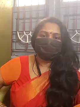 Snapshot of Tamil_Azhaghi25 chatting on 8, 11, 2025 Tamil Azhaghi25 online show from 8, 11, 2025