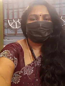 Snapshot of Tamil_Azhaghi25 chatting on 7, 11, 2025 Tamil Azhaghi25 online show from 7, 11, 2025