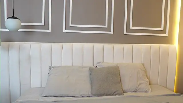 Tayler Kim online show from 14, 11, 2025