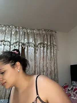 Tayler Kim online show from 7, 6, 2026