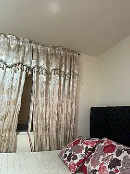 Tayler Kim online show from 29, 5, 2026