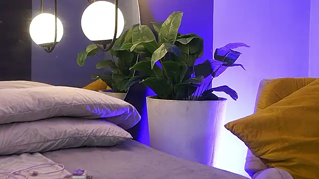 Tayler Kim online show from 11, 2, 2026