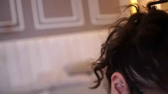 Tayler Kim online show from 18, 11, 2025