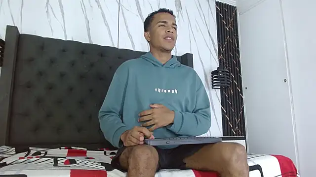 aston xvera online show from 10, 10, 2025