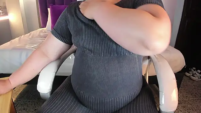 Miss Francheska online show from 15, 4, 2026