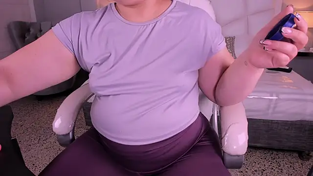 Miss Francheska online show from 16, 2, 2026