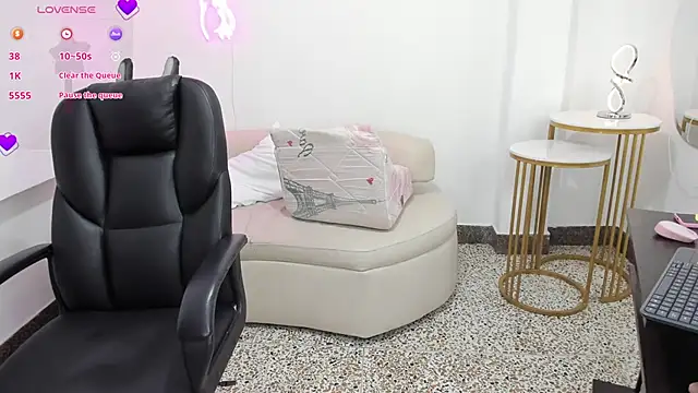 Miss Francheska online show from 3, 10, 2025