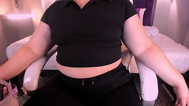 Miss Francheska online show from 25, 2, 2026