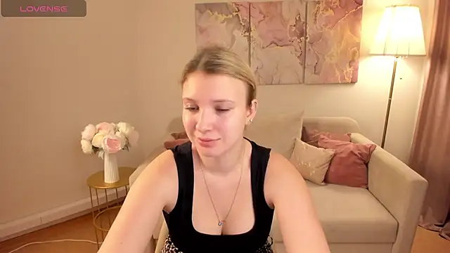 Snapshot of MilinaMorris chatting on 23, 4, 2026 MilinaMorris online show from 23, 4, 2026