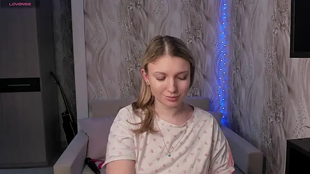 MilinaMorris online show from 19, 4, 2026