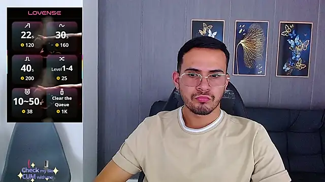 Arontrey21 online show from 23, 9, 2025