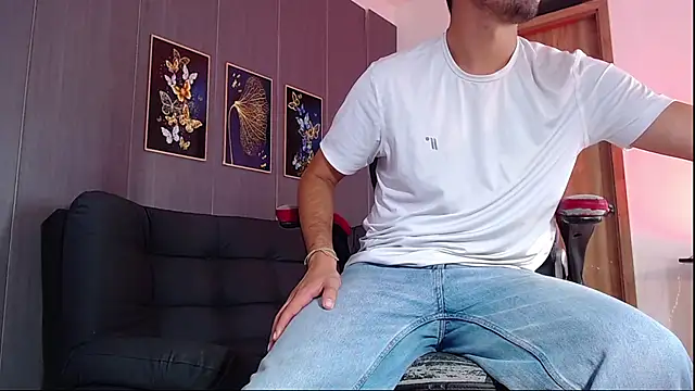 Arontrey21 online show from 29, 9, 2025