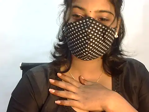 Snapshot of Hott_Noor chatting on 2, 11, 2025 Hott Noor online show from 2, 11, 2025