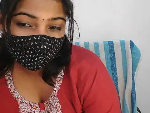 Snapshot of Hott_Noor chatting on 13, 11, 2025 Hott Noor online show from 13, 11, 2025