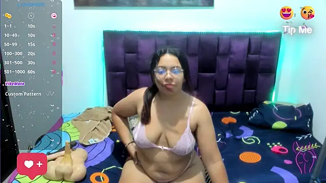 lunna noir online show from 25, 11, 2025