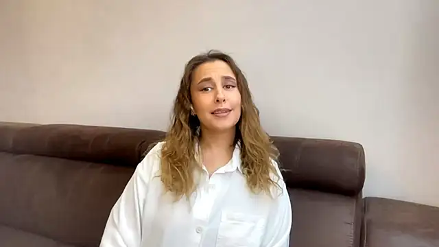 EveWontLeave online show from 19, 9, 2025