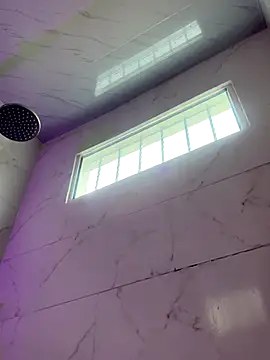 Im Lyan online show from 30, 11, 2025