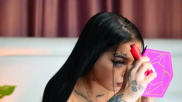 Snapshot of KarsynJaydde chatting on 18, 11, 2025 KarsynJaydde online show from 18, 11, 2025