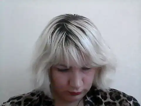 LallyLoveXx online show from 16, 9, 2025