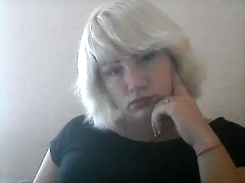 LallyLoveXx online show from 10, 9, 2025