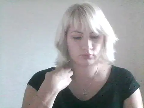 LallyLoveXx online show from 25, 9, 2025