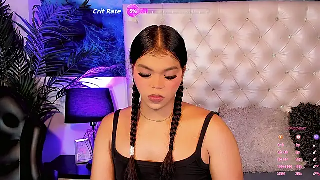 Valeria Swett  online show from 24, 4, 2026
