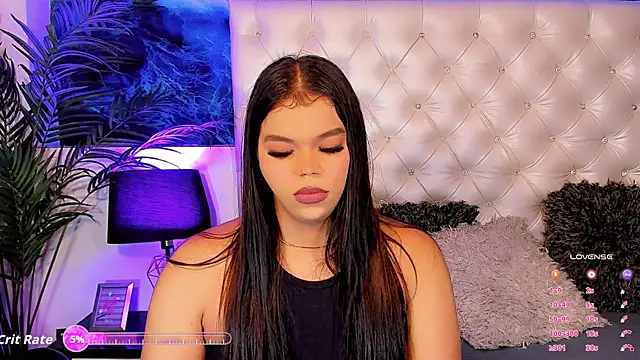 Valeria Swett  online show from 21, 4, 2026