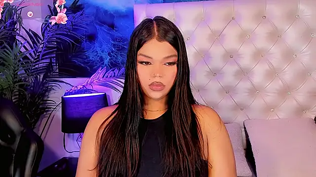Valeria Swett  online show from 24, 5, 2026