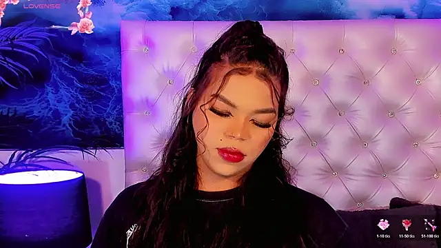 Snapshot of Valeria_Swett_ chatting on 13, 7, 2026 Valeria Swett online show from 13, 7, 2026