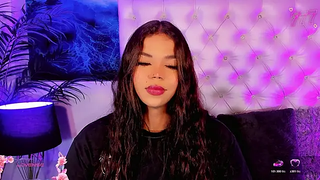 Snapshot of Valeria_Swett_ chatting on 6, 7, 2026 Valeria Swett online show from 6, 7, 2026