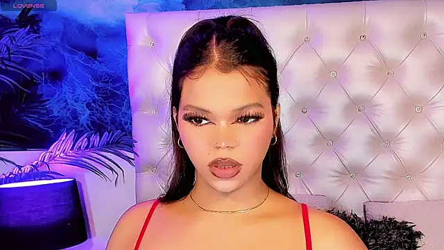 Valeria Swett  online show from 25, 5, 2026