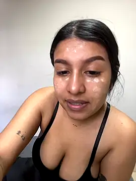 Snapshot of _Chloe_Smith chatting on 18, 10, 2025 Chloe Smith online show from 18, 10, 2025