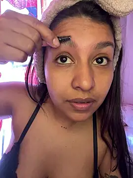 Chloe Smith online show from 28, 4, 2026