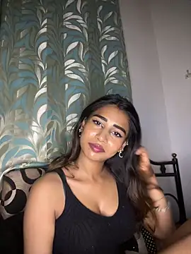 STRIP GLOW online show from 1, 3, 2026