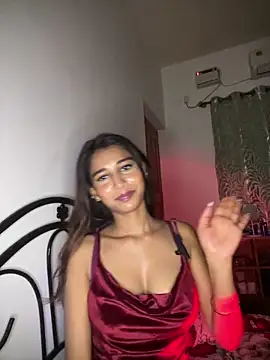 Snapshot of STRIP_GLOW chatting on 29, 5, 2026 STRIP GLOW online show from 29, 5, 2026